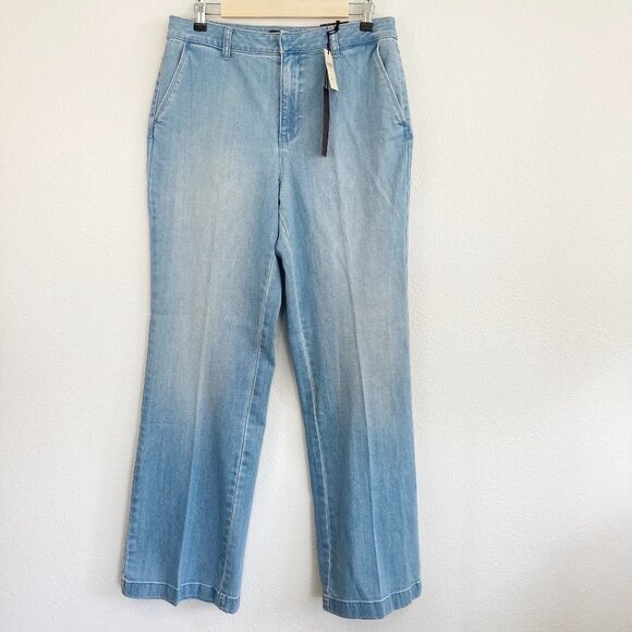 Coldwater Creek Classic Fit Light Wash Trouser Jeans - Picture 1 of 12